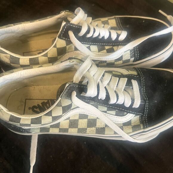 Vans Checkerboard Lace-Up Sneakers - Picture 1 of 4